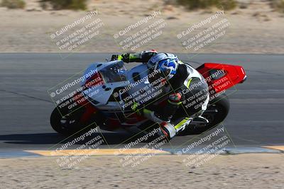 media/Jan-14-2024-SoCal Trackdays (Sun) [[2e55ec21a6]]/Turn 10 Inside (110pm)/